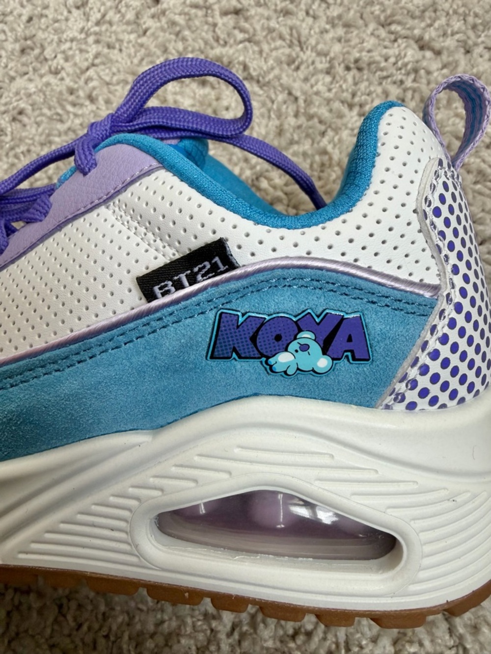 Skechers Women's Uno Universtar BT21 Koya sneakers Size 6 (36) - Picture 8 of 12